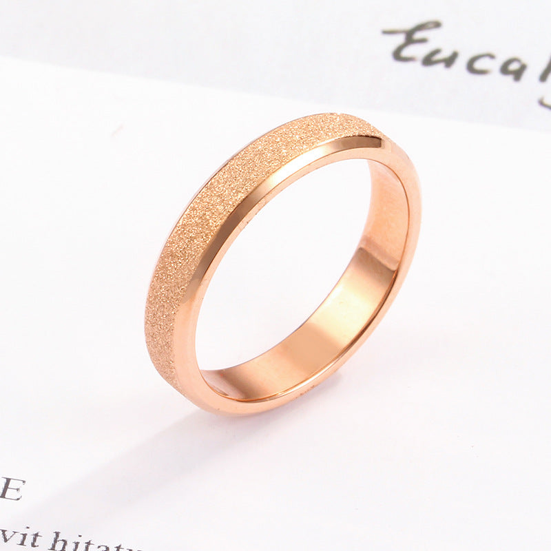 Ladies stylish ring with radiant surface Nin Boutique