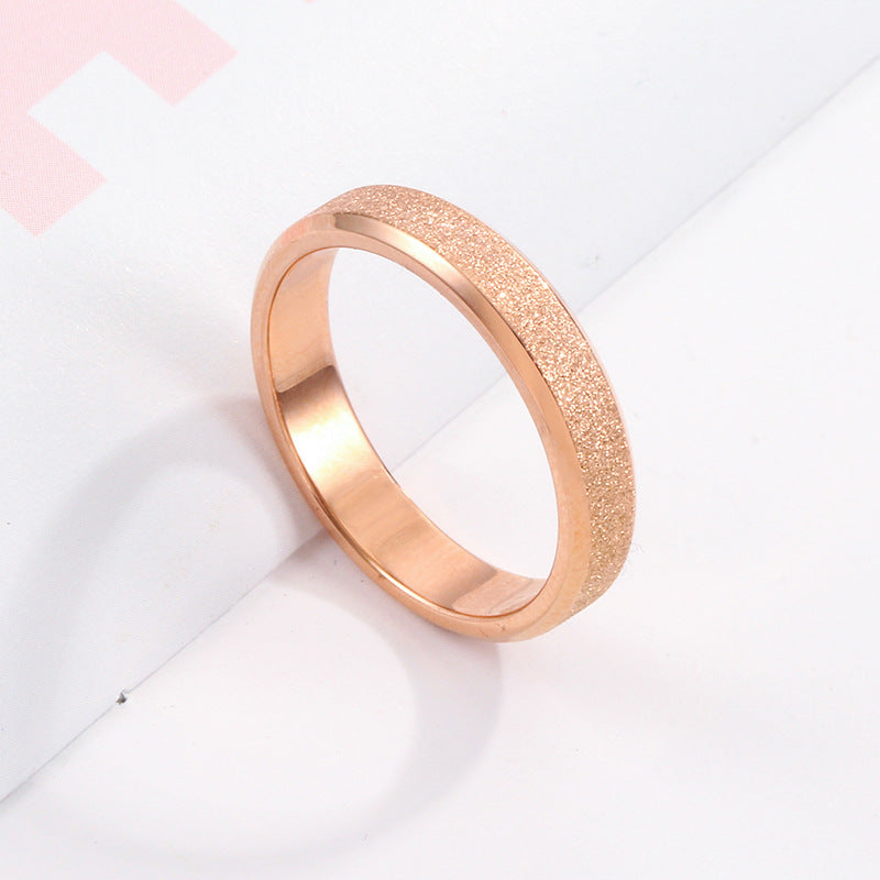 Ladies stylish ring with radiant surface Nin Boutique