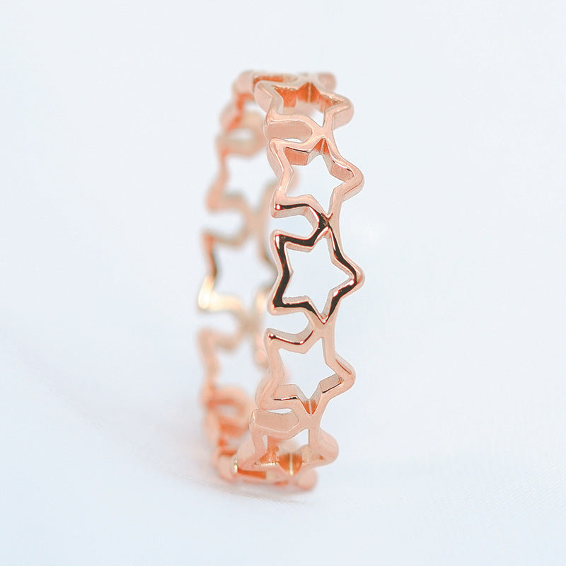 Ladies Ring with sparkling star pendants Nin Boutique