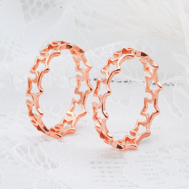 Ladies Ring with sparkling star pendants Nin Boutique