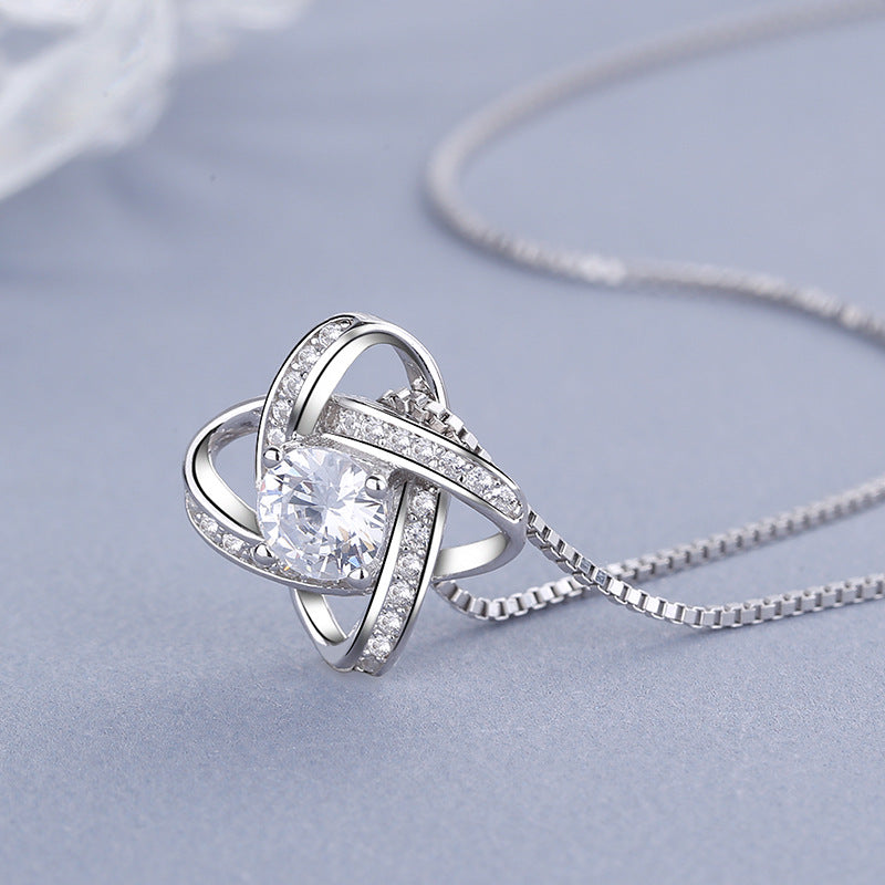 Women's necklace with romantic knot design and sparkling zirconia Nin Boutique