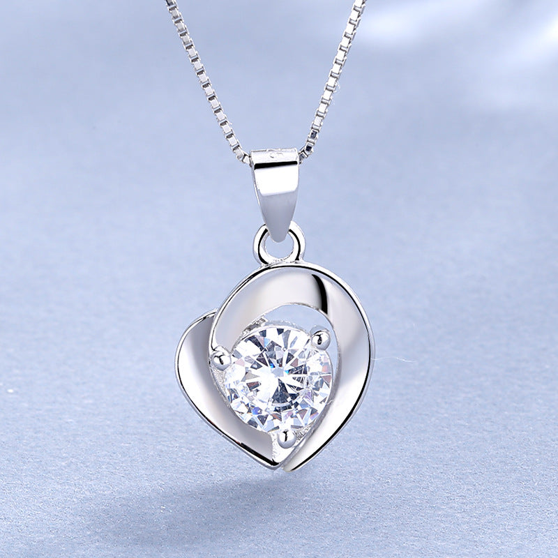 Women's Necklace with Sparkling Double Heart Pendant and High-Quality Craftsmanship Nin Boutique