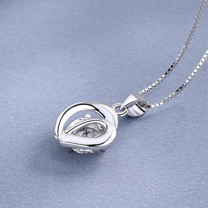 Women's Necklace with Sparkling Double Heart Pendant and High-Quality Craftsmanship Nin Boutique