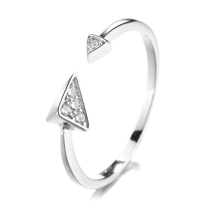 Women's open ring with elegant arrow design and sparkling zirconia embellishment Nin Boutique