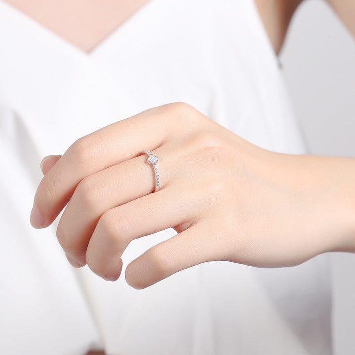 Women's ring with elegant heart and sparkling zirconia Nin Boutique
