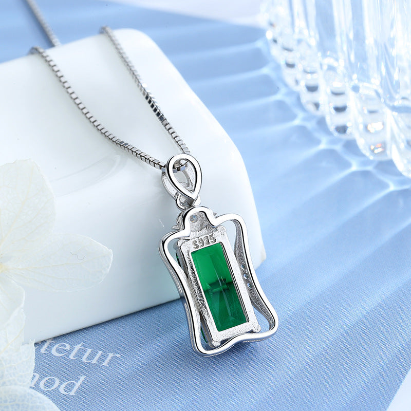 Ladies necklace with ornate pendant and sparkling zirconia stones Nin Boutique