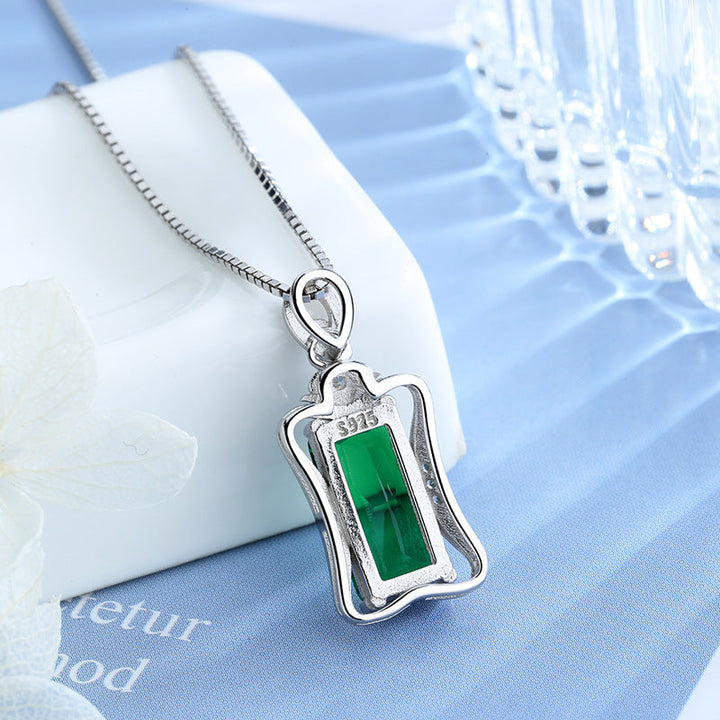 Ladies necklace with ornate pendant and sparkling zirconia stones Nin Boutique