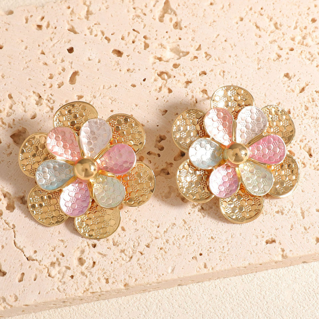 Ladies earrings in artistic floral pattern Nin Boutique