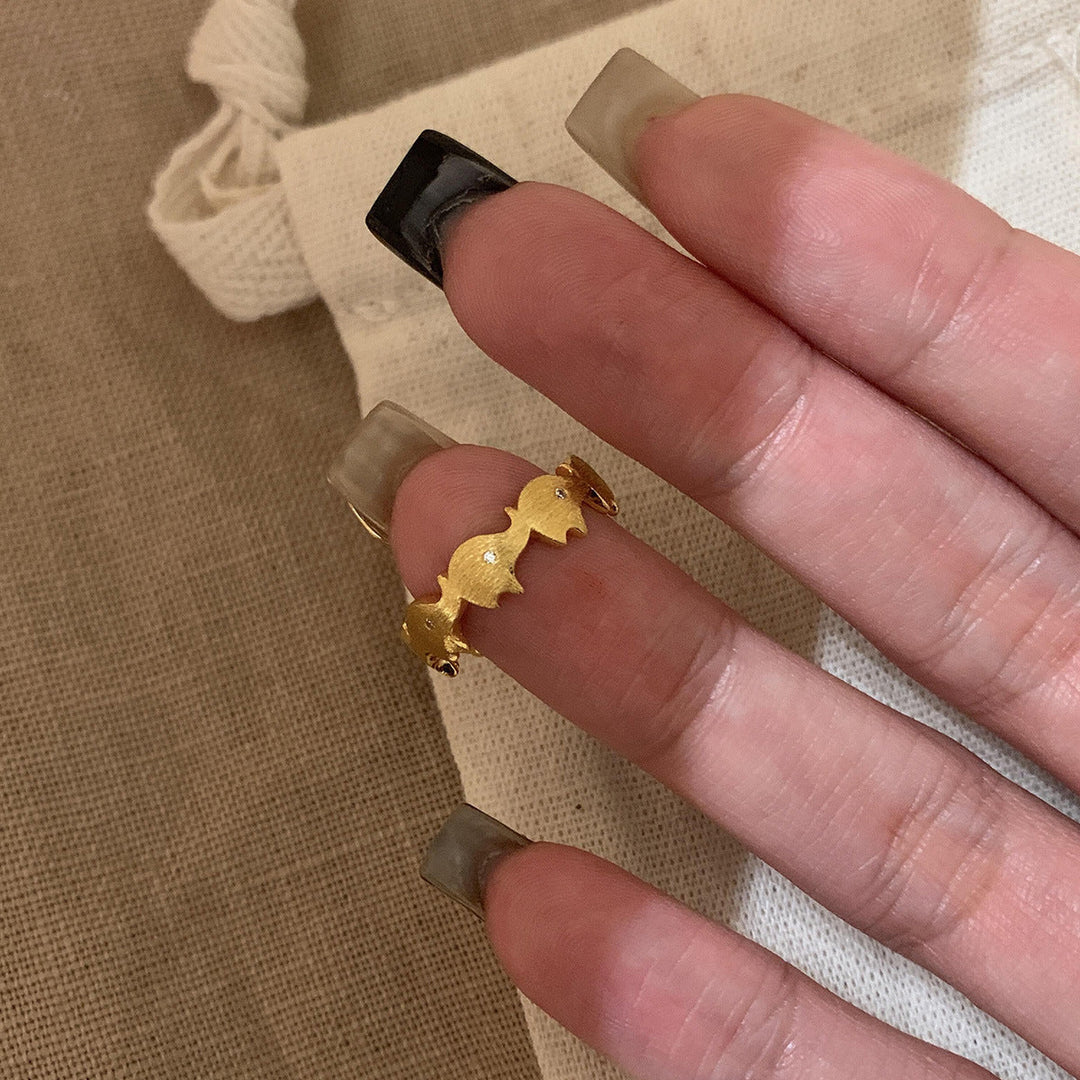 Women's ring with playful animal motif made of high-quality material Nin Boutique