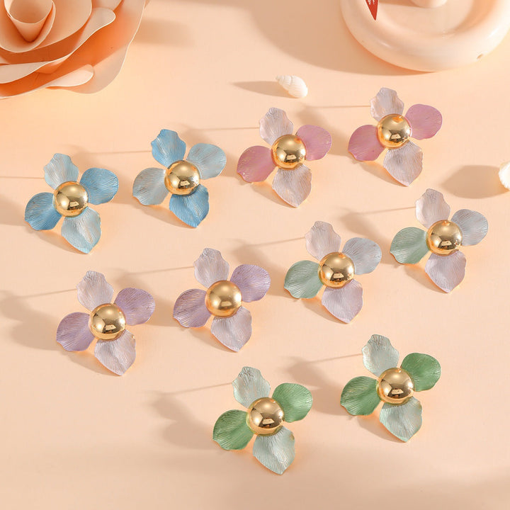 Women's earrings with artistic floral design Nin Boutique