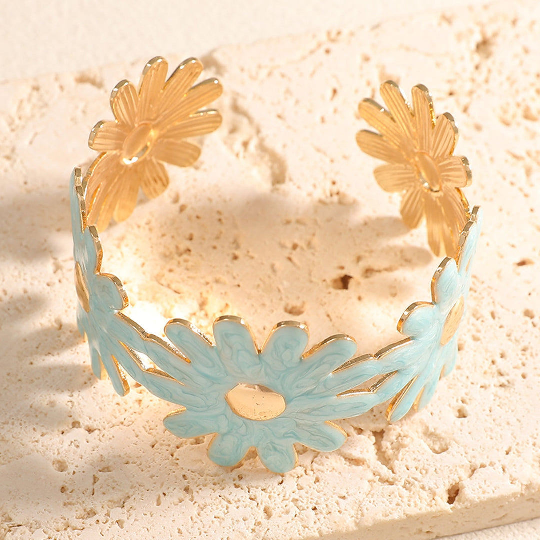 Women's Bangle with Floral Flower Pattern Nin Boutique
