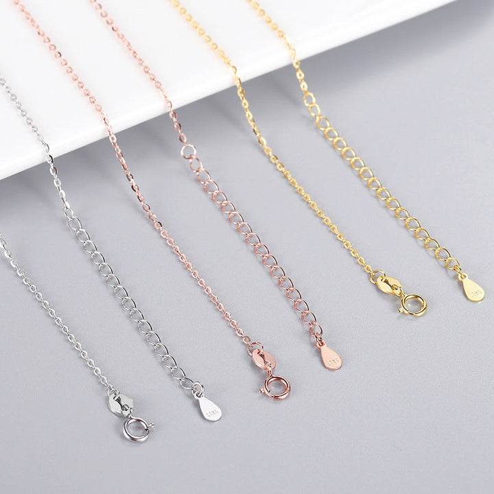 Women's jewelry chain with intricate link design Nin Boutique