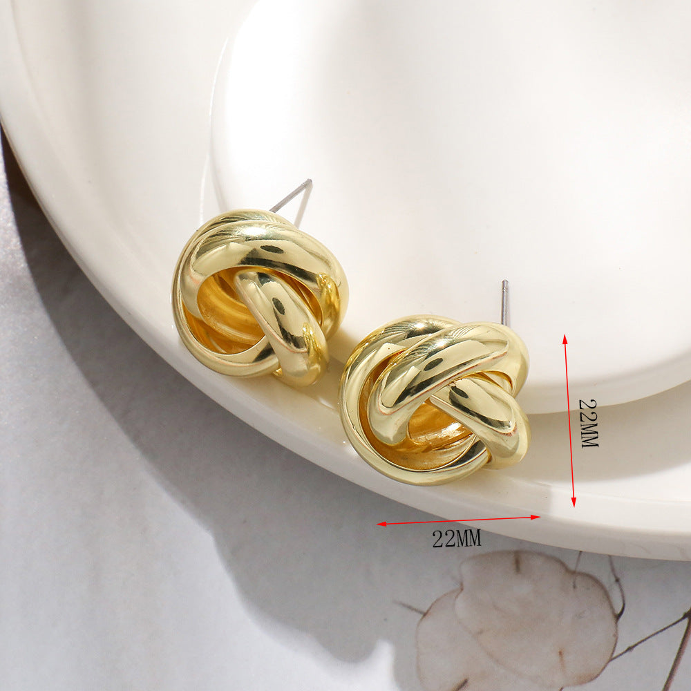 Women's earrings with elegant knot design Nin Boutique