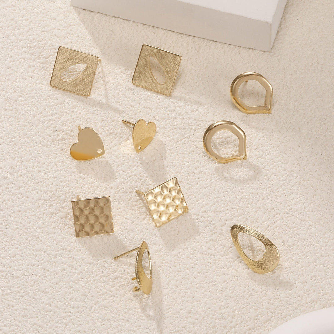 Ladies' earrings in modern sculptural design Nin Boutique