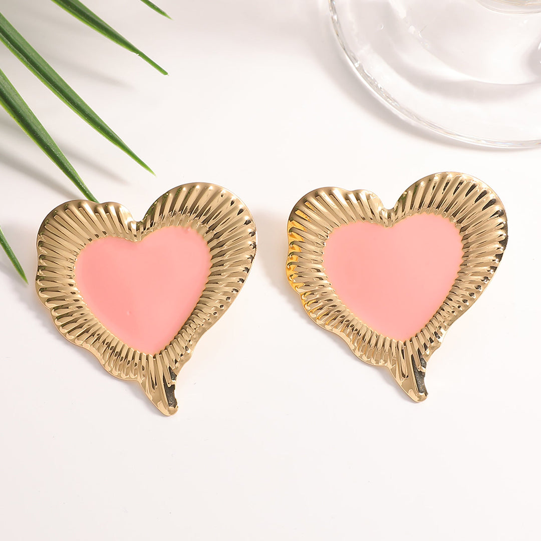 Ladies earrings in heart-shaped, glamorous design Nin Boutique
