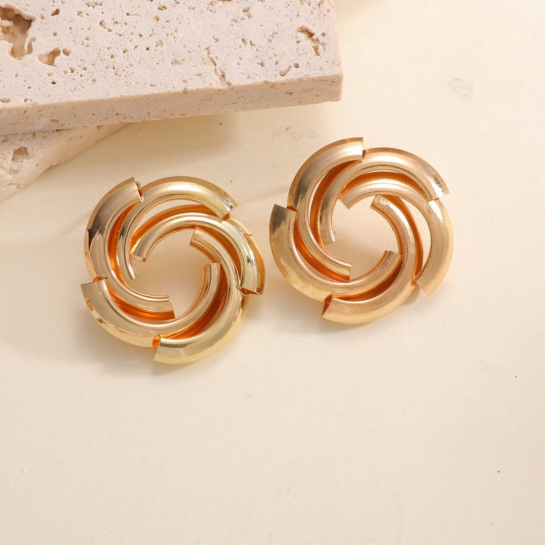 Women's earrings in artistic spiral design Nin Boutique