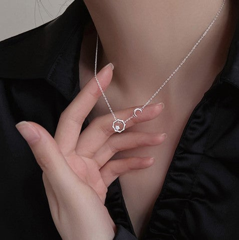 Women's necklace with delicate moon and flower pendant Nin Boutique