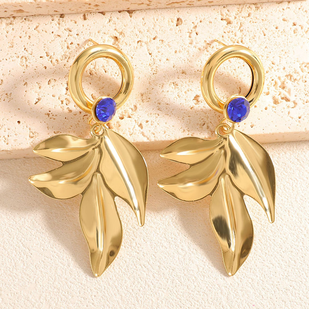 Women's earrings with artistic leaf design Nin Boutique