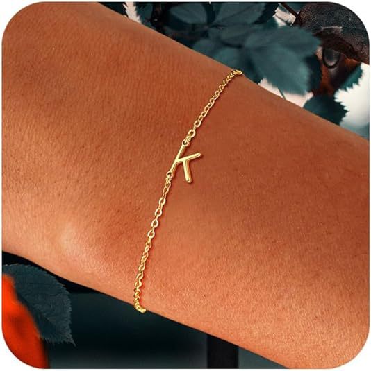 Women’s ankle bracelet with personalized initial and sparkling zirconia detail Nin Boutique