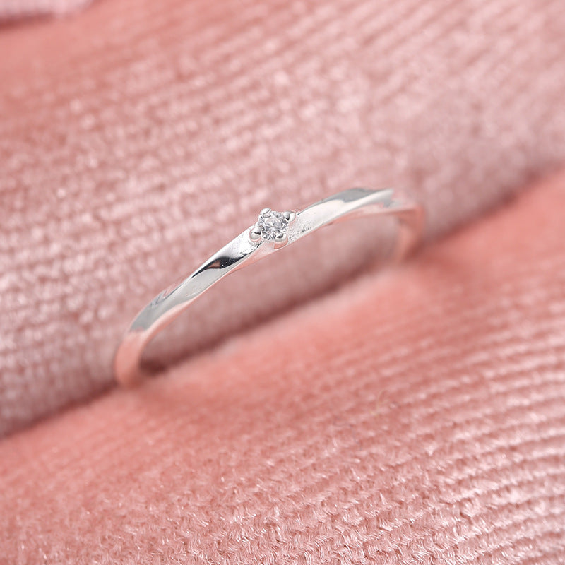 Ladies delicate ring with sparkling zircon Nin Boutique