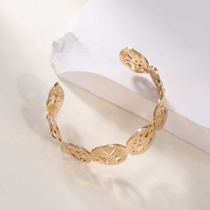 Women Open Bangle in Modern Bamboo Design Nin Boutique
