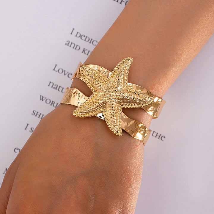 Women's Open Cuff Bracelet with Maritime Shell and Starfish Design Nin Boutique