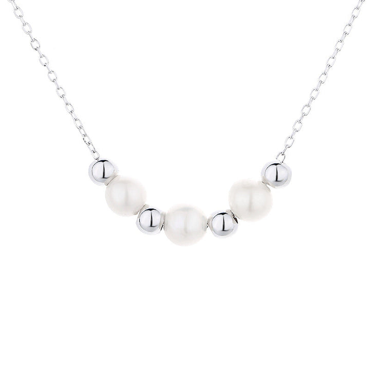 Women's necklace with radiant pearls and stylish silver accents Nin Boutique