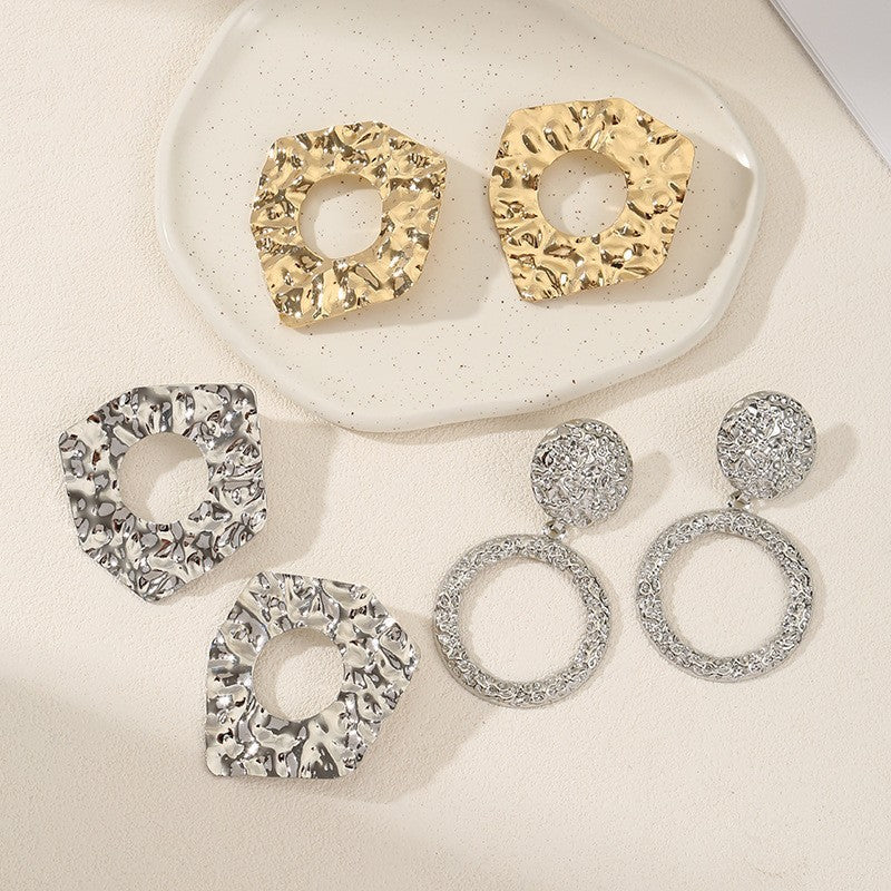 Women's earrings in artistic, geometric design Nin Boutique