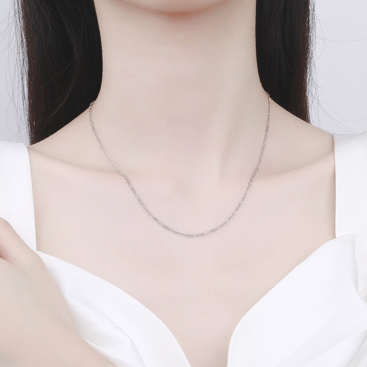 Ladies fine gold necklace with stylish link design Nin Boutique