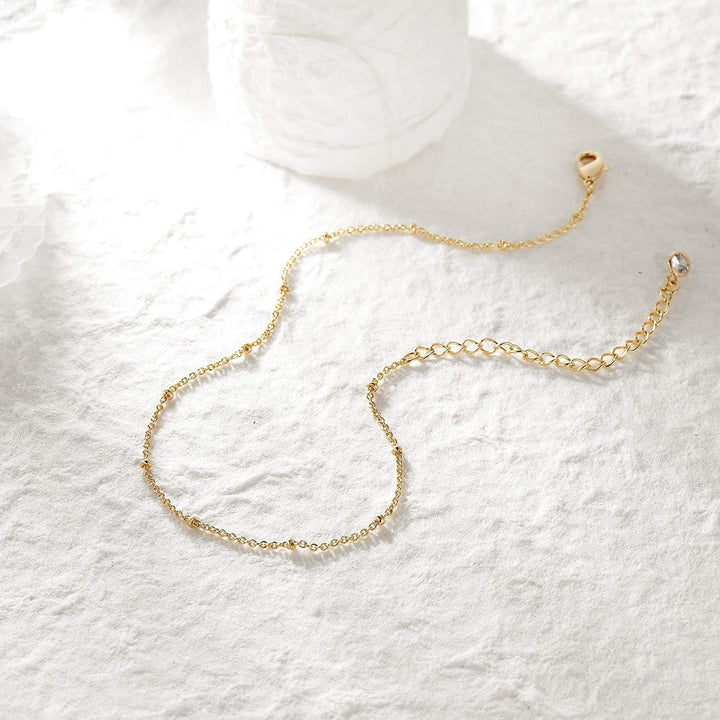 Women ankle bracelet with delicate link design and sparkling details Nin Boutique