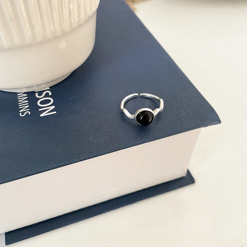 Women's open ring with unique curved design Nin Boutique