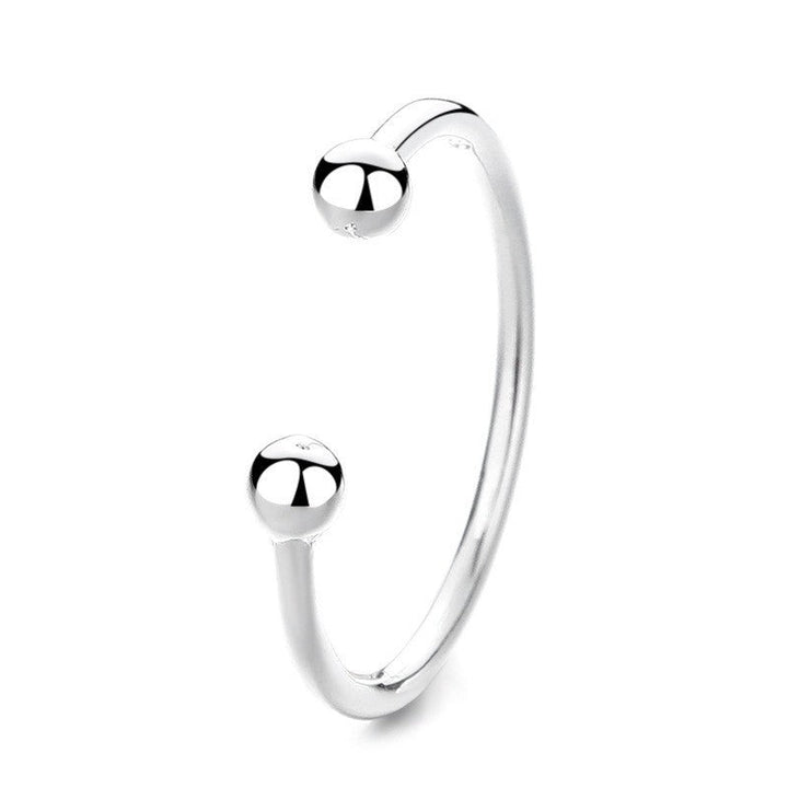 Women's adjustable ring with minimalist ball detail Nin Boutique