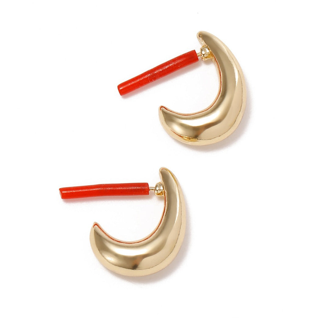 Women's earrings with modern, asymmetric design Nin Boutique
