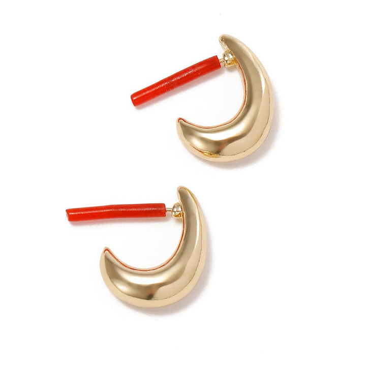 Women's earrings with modern, asymmetric design Nin Boutique