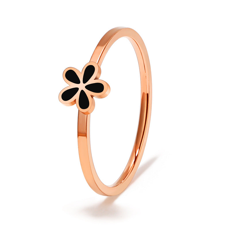 Women's Ring with delicate floral design Nin Boutique