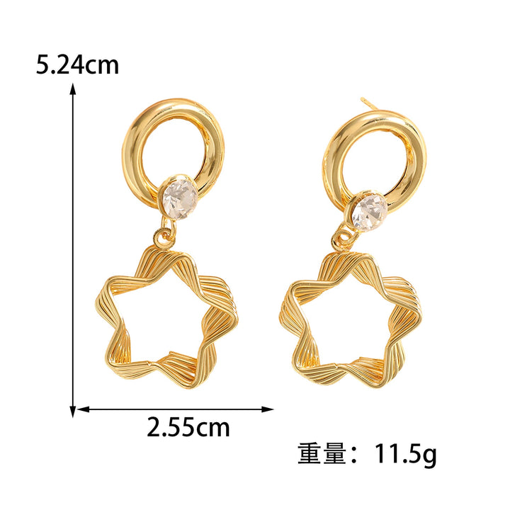 Ladies earrings with elaborate star design Nin Boutique