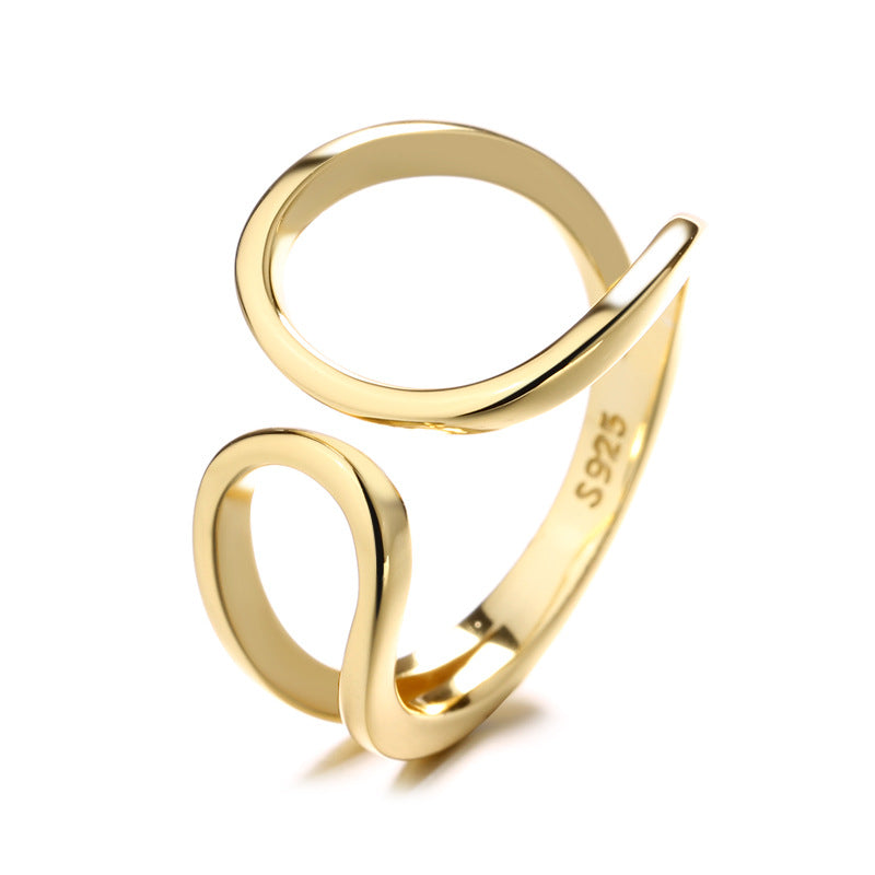 Women's ring with modern and fluid design Nin Boutique