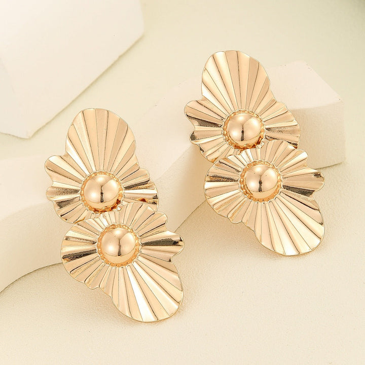 Women's Earrings with Artistic Fold Design Nin Boutique