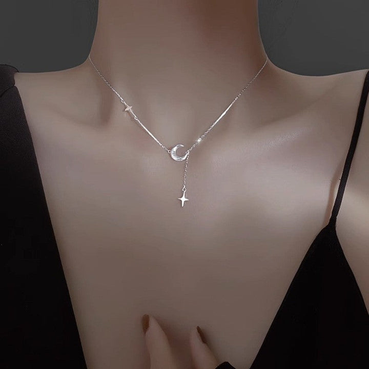 Women's Necklace with Attractive Moon and Star Pendant Nin Boutique