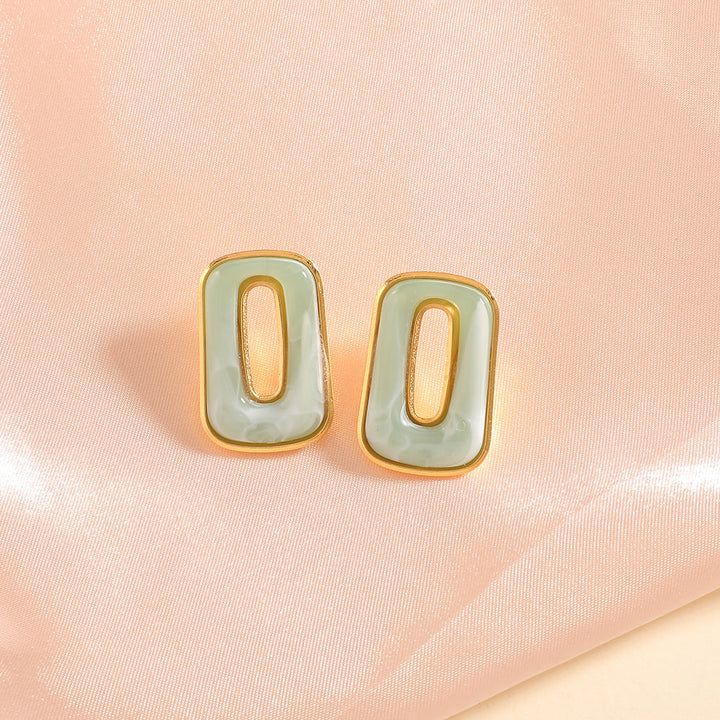 Ladies stud earrings in a modern rectangular design Nin Boutique