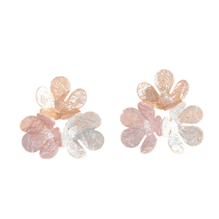 Women's earrings in modern plant-inspired design Nin Boutique