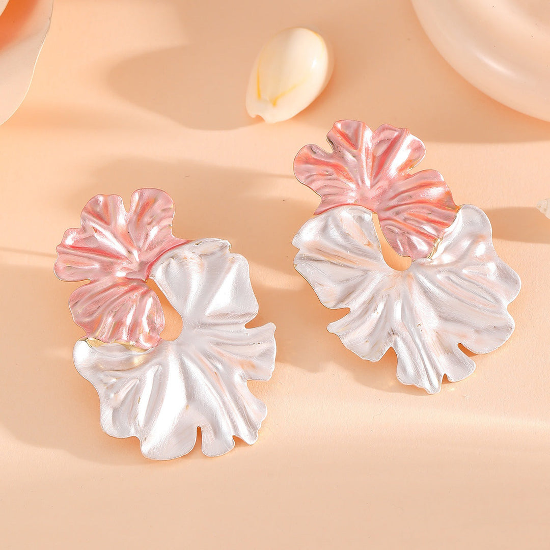 Women's earrings in floral-aesthetic design Nin Boutique