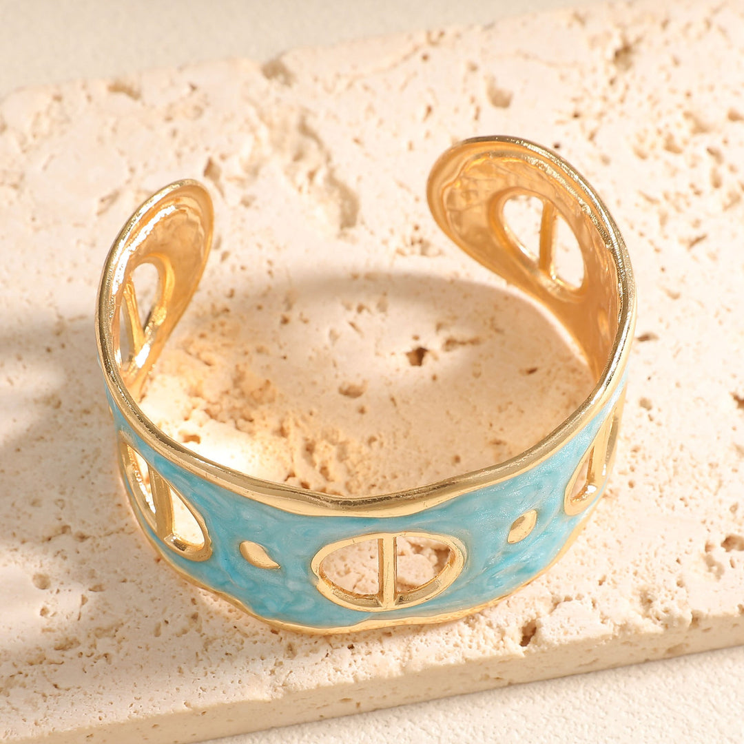 Women Open Bangle with Artistic Snake Motif Nin Boutique