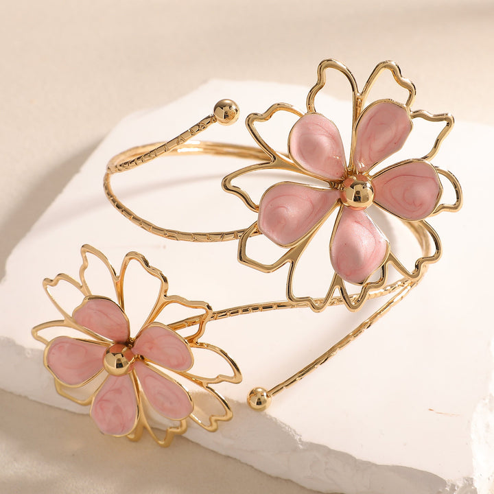 Women’s cuff bracelet with ornate flower design Nin Boutique