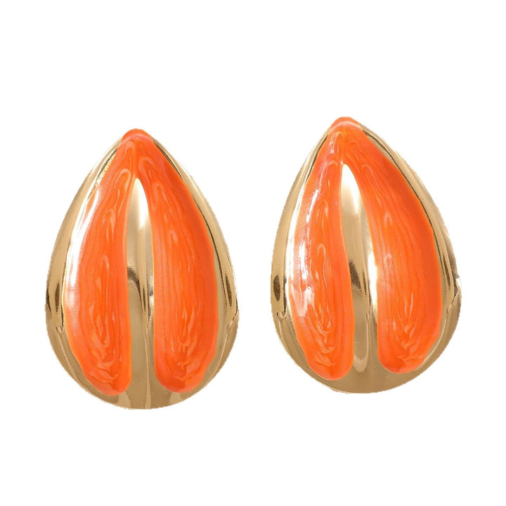 Ladies' earrings with elegant shell design Nin Boutique