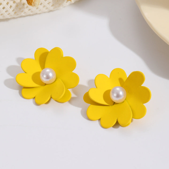Women's earrings with vibrant floral design and stylish pearl accents Nin Boutique