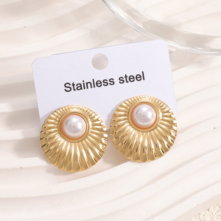 Women’s earrings in stylish heart design Nin Boutique