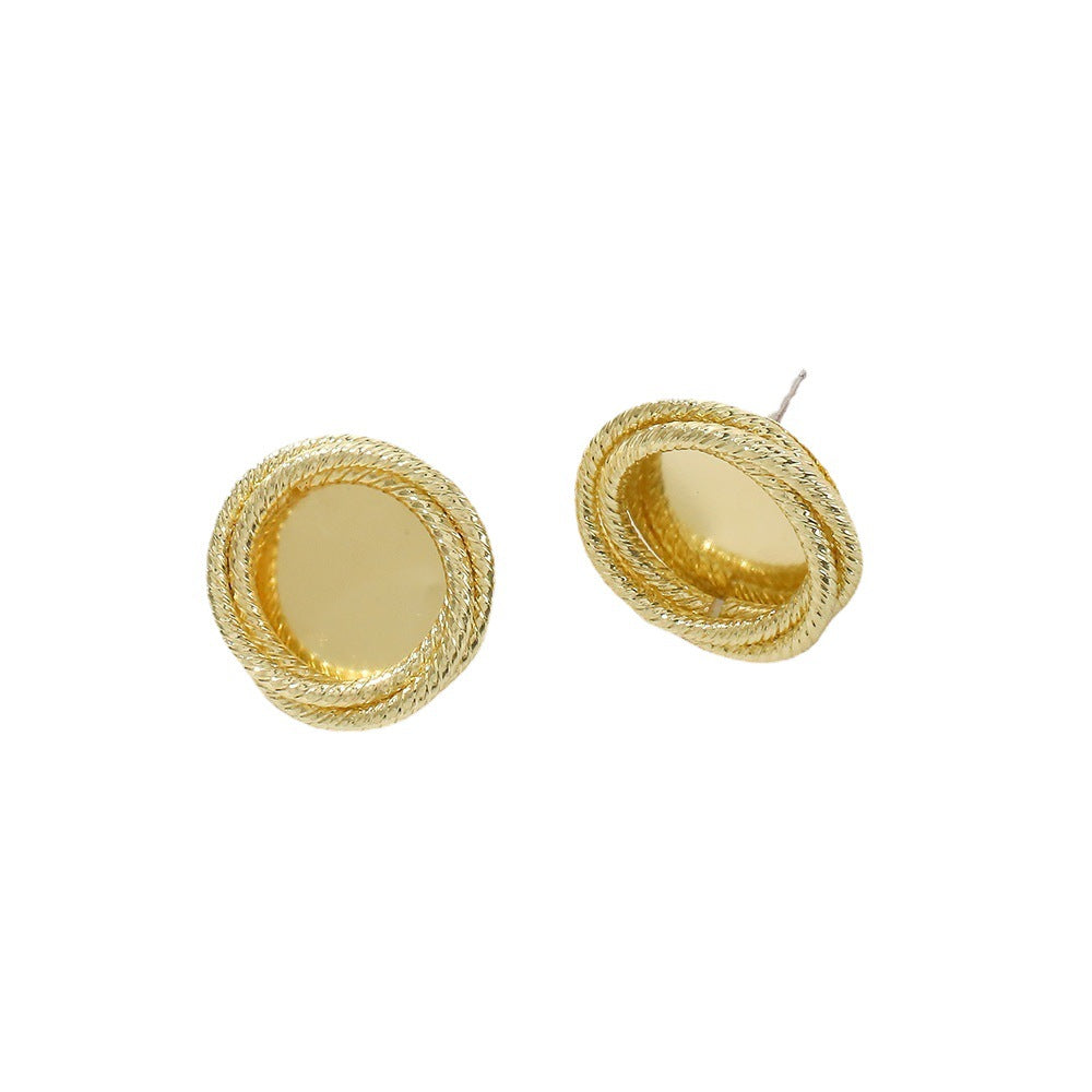 Women’s earrings with intricate braided design Nin Boutique