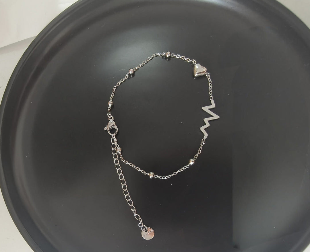 Women Heartbeat Charm Anklet Nin Boutique