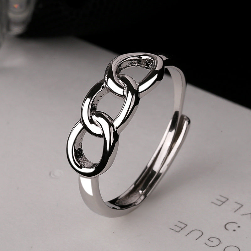 Women's ring with modern chain design and glossy surface Nin Boutique
